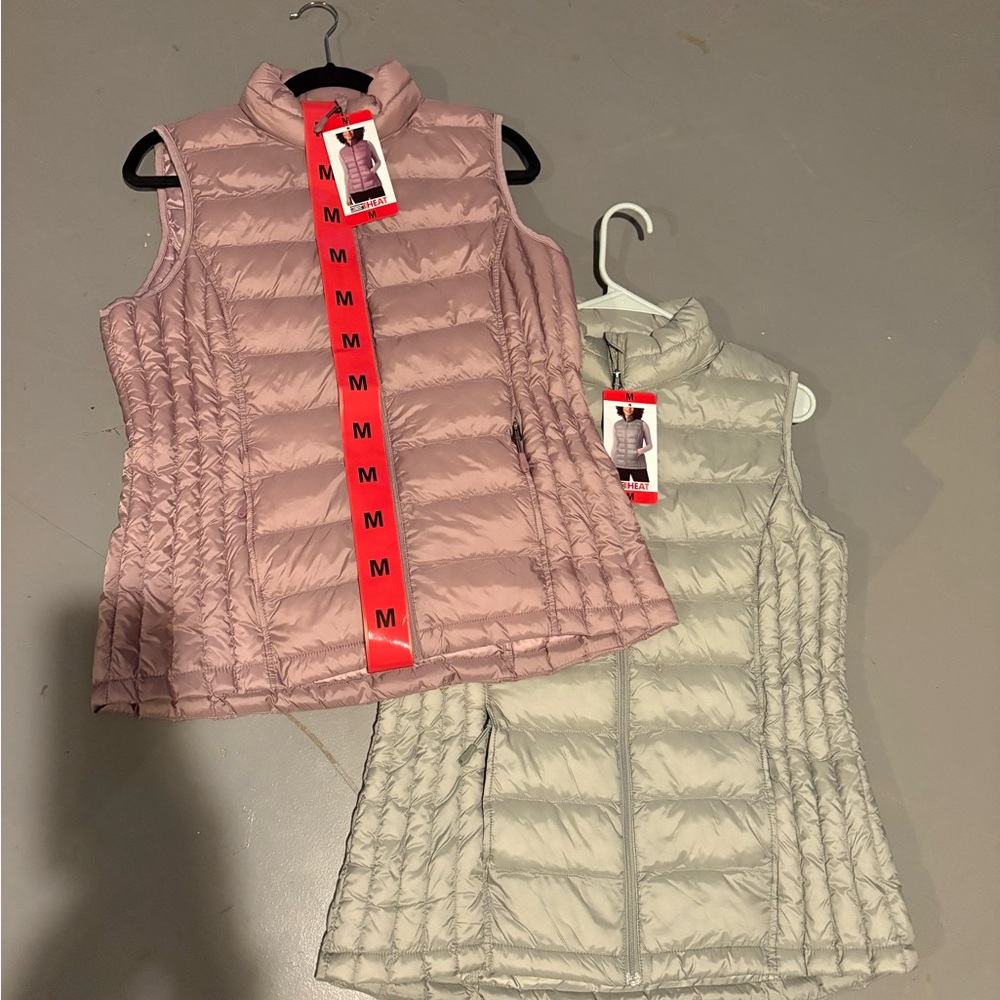 32 Degrees Woman’s Bundle 1 Purple & 1 Clay Puffer Vest